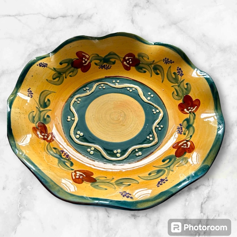 Beautiful Avignon Designed by Nanette Vachar for Cardinal Serving Bowl